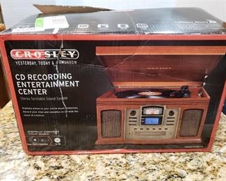 Crosley Turntable & Cassette & CD Player/Recorder