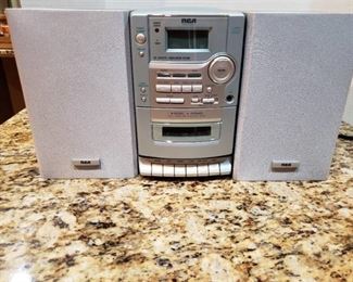 RCA CD/Cassette Bookshelf Stereo System | Model RS1290