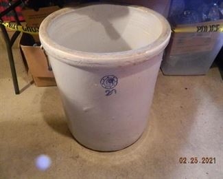 20 gallon crock