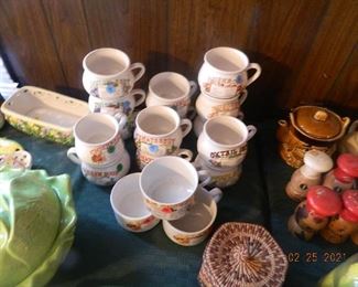 mugs