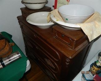 chest/bowls