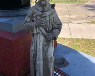 $50 - 2nd St Francis statue