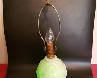 Vintage Aladdin Table Lamp