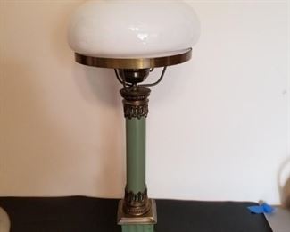 Vintage Square Base Table Lamp