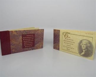 Denomination Thomas Jefferson Conage
Series: & Currency Set
Located in: Chattanooga, TN
250th Anniversary Silver Dollar
1994 Nickel
1976 Two Dollar Note
UNC
KW4-124