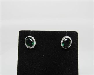 Stone: Emerald Designer
Type: Earrings
Weight (ct): 4.15 ct
Metal: Gold Plated Over SS
Located in: Chattanooga, TN
Oval Cut
KWJ4-23