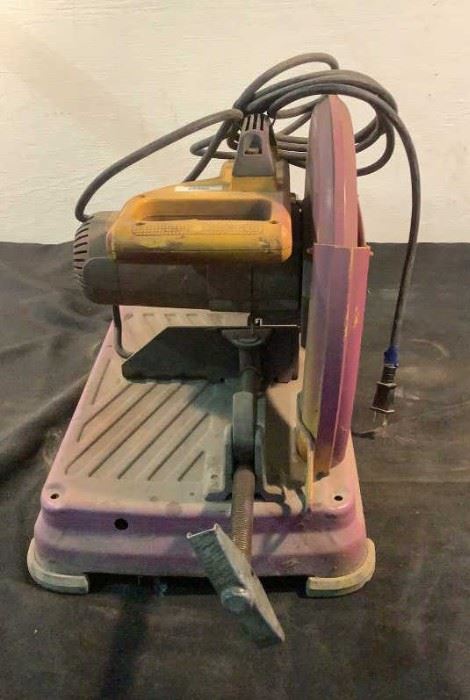 Located in: Chattanooga, TN
MFG Dewalt
Power (V-A-W-P) 120V 15A 50/60Hz
Table Saw
**Sold As Is Where
SKU: S-7-B
Tested Works