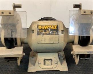 Located in: Chattanooga, TN
MFG DeWalt
Model DW758
Power (V-A-W-P) V-120
8" Bench Grinder
*Sold As Is Where Is*

SKU: RECON
Tested - Works