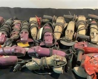 Located in: Chattanooga, TN
Power (V-A-W-P) 120V
Non-Working Grinders
(19) 4 1/2" Grinders
(1) 7-9" Grinder
**Sold As Is Where Is**

SKU: N-6-A
Tested- Does NOT Work