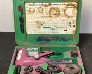 Located in: Chattanooga, TN
MFG Greenlee
Model 7806SB
Hydraulic Punch Driver Set
1/2" to 2"
*Sold As Is Where Is*

SKU: H-6-D