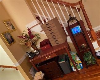 Office Chair with drop leaf, Office Accessories