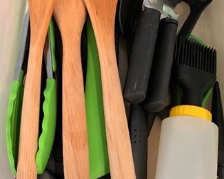 Assorted Kitchen Utensils