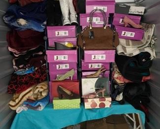 https://www.storagetreasures.com/auctions/detail/1403313