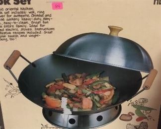 WOK SET. New in the Box