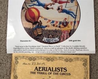 The circus plate comes with its box and certificate of authenticity