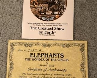 This circus  plate comes with a certificate of authenticity