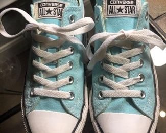 Converse brand new tennis shoes, never worn!