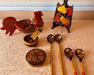 Vintage Russian Khokhloma 20-piece Wooden Bowl & Spoon Set