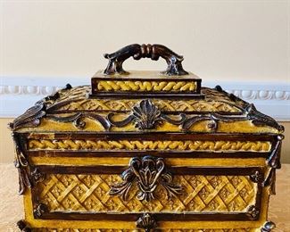 Handmade Decorative Wooden Jewelry/Treasure Chest