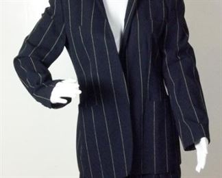 Lot	29	Giorgio Armani Pinstriped Pant Suit	Giorgio Armani - A Milano ~ Borgonuovo 21 - Made in Italy Two Piece Navy Pant Suit Cream Pinstriped Size 41 Single Hidden Button Jacket Front
