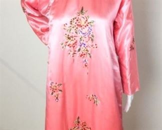 Lot	33	Antique Silk Korean Pink Hand Embroidered Robe	Antique Silk Korean Pink Hand Embroidered Robe One of a Kind - Stunning Colors No Labeling - No Tags - Custom made (approximately. measurements women's small )
