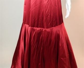 Lot	51	Designer Morgane La Fay - Full Length Silk Skirt	Designer Morgane La Fay - Full Length Red Silk Skirt Black Tulle Liner (pouf effect) Size Small
