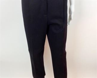 Lot	68	Gianni VERSACE Trouser Pant	Gianni VERSACE Women's Black Pleated Front Trouser Pant Black SIZE 42 Zipper Front
