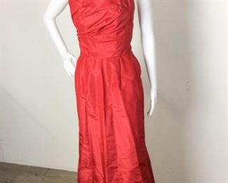 Lot	99	Red Taffeta Vintage Gown Lord Taylor Fifth Avenue	Vintage Lord &Taylor Fifth Avenue - Red Taffeta Gown Spaghetti Strap - Gathered Bust line - Straight Front Back of Gown has Large Bow of same dress material No Sizing Label - from collection content of a women's size 8
