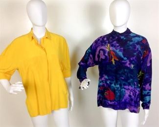 Lot	125	KRIZIA 2 LOT Blouses 100% SILK Mutli / Yellow	Krizia Italy Mulit Colored Purple Long Sleeve Blouse SIZE 42 Krizia Italy Yellow Short Sleeve Blouse SIZE 40

