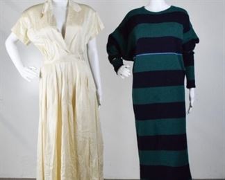 Lot	173	2 Dresses La Maison Blu and Perry Ellis	2 Dresses La Maison Blu and Perry Ellis - La maison Blue Colorblock long sleeve sweater dress with batwing sleeves and Perry Ellis Beige short sleeve pleated long dress - Size 6
