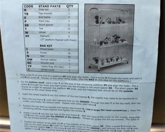 Details on the flora cart.  