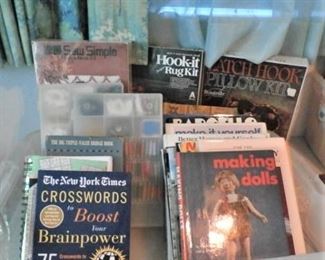GOOD VARIETY OF CRAFT BOOKS AND PUZZLES