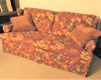 SOFABED IN VERY NICE CONDITION