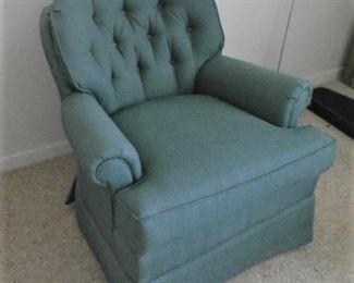 VERY NICE DARK TEAL SWIVEL CHAIR