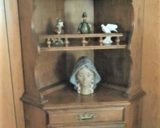 CORNER CABINET