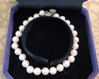 Pearl Bracelet
