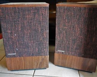 Vintage Bose 501II speakers