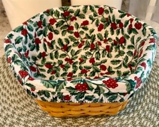 Lot 5558 $28.00. Longaberger Bread Basket with red & green liner, and 10 Round Placemats