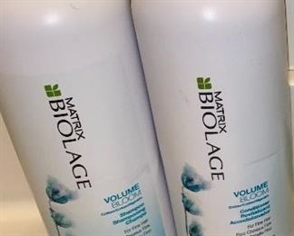 Lot 5614. $35.00. Matrix Biolage Shampoo & Conditioner 33.8 fl oz, new. (retail around $54 for the pair)