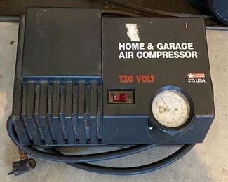 Lot 5626 $40.00 Dirt Devil Can Vac 1100 Watt and 9.2 Amp; Home and Garage Air Compressor 120 Watt Model AM125