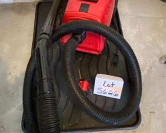 Lot 5626 $40.00 Dirt Devil Can Vac 1100 Watt and 9.2 Amp; Home and Garage Air Compressor 120 Watt Model AM125