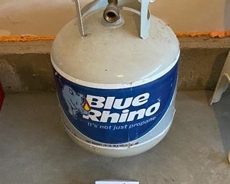 Lot 5628 $18.00 Blue Rhino Propane Tank (empty)