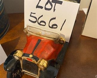 lot 5661. $25.00. Calamassi Red Wine in Jalopy Car Decanter!