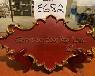 Lot 5682 $20.00 Plaster "There's No Place Like Home" Sign and Easel
