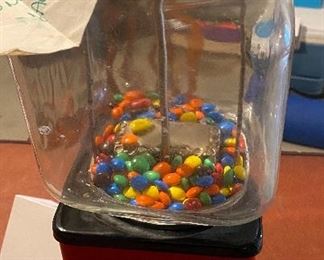 Lot 5681 $125.00 Vintage Victor Vending Gumball Machine