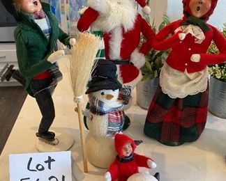 Lot 5621. $100.00. 4 Sweet Byer's Choice Carolers: 1991 The Skaters, 1994 The Carolers Santa, 1990 The Carolers Red Plaid Lady,, 1995.The Snowman with Boy & Snow Ball