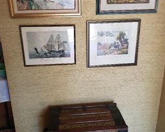 Gorgeous old ladies trunk.