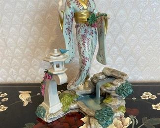 Mariko Princess of the Wisteria Blossoms by Manabu Saito - Franklin Mint