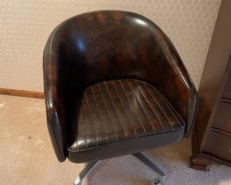MCM CHROMCRAFT Vinyl Office Chair with Chrome Base