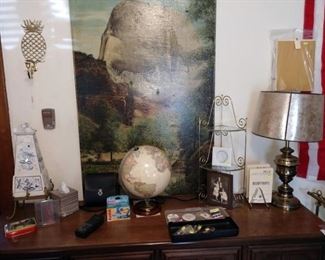 Living Room:  Blue/White Teapot, Light up World Globe, Lamp, Other Stuff